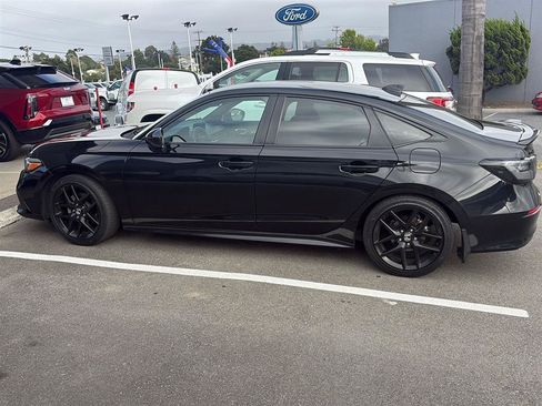 Used 2024 Honda Civic Sport image 2