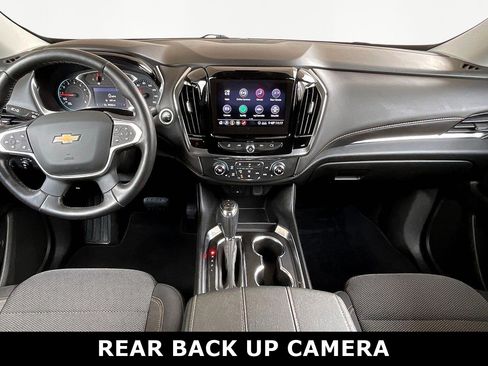 Used 2020 Chevrolet Traverse LT image 8