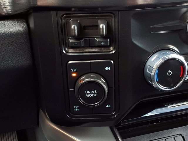 Used 2026 Ford F350 Lariat w/ Lariat Ultimate Package AWD/4WD image 8