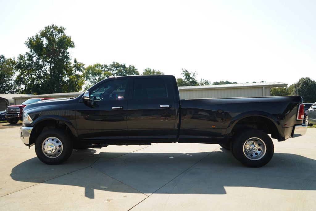 Used 2017 RAM 3500 Laramie AWD/4WD image 24