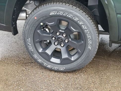 New 2026 RAM 1500 4x4 Crew Cab image 9