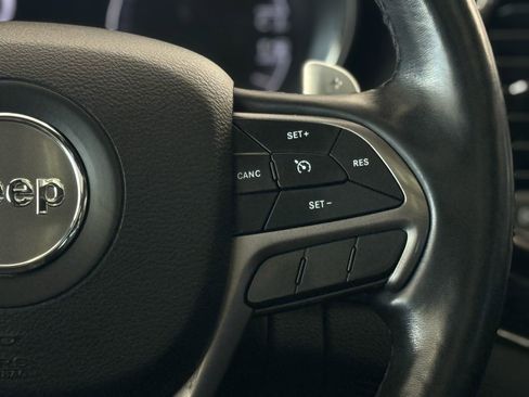 Used 2021 Jeep Grand Cherokee Limited X image 36