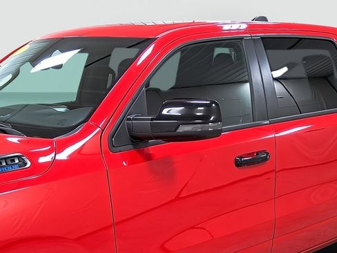 Used 2023 RAM 1500 Big Horn image 8