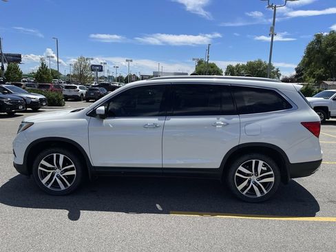 Used 2018 Honda Pilot Elite image 4