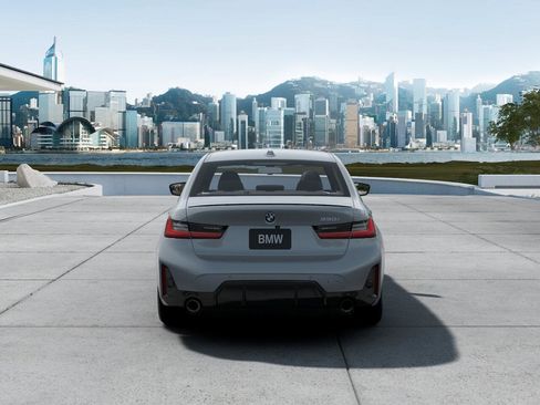 New 2025 BMW 330i Sedan image 5