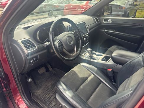 Used 2021 Jeep Grand Cherokee Laredo X AWD/4WD image 9