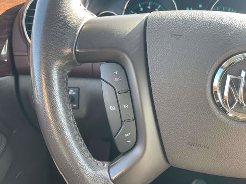 Used 2014 Buick Enclave Leather FWD image 23