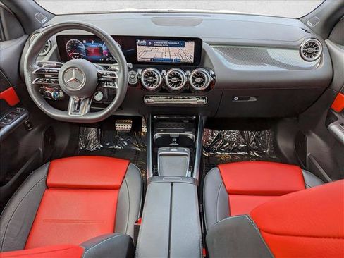 Certified 2025 Mercedes-Benz GLA 35 AMG AMG GLA 35 image 19