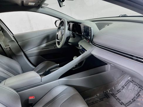 Used 2023 Hyundai Elantra SEL FWD image 26