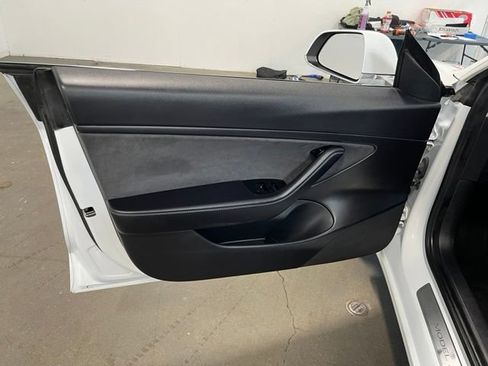 Used 2020 Tesla Model 3 Performance AWD/4WD image 25