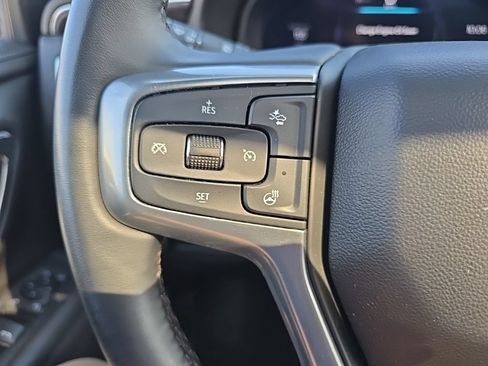 Used 2023 Chevrolet Tahoe Z71 w/ Luxury Package AWD/4WD image 22