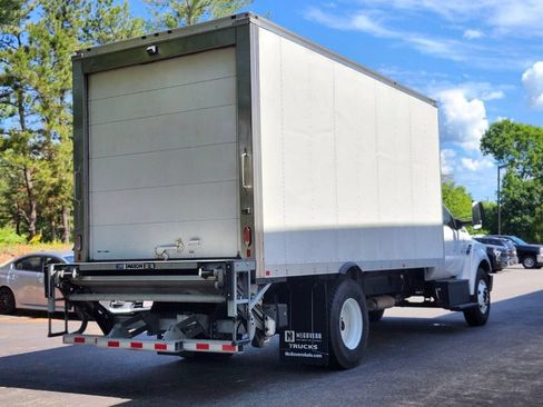 Used 2023 Ford F650 2WD Regular Cab Super Duty image 5