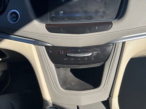 Certified 2019 Cadillac XT5 Luxury image 37