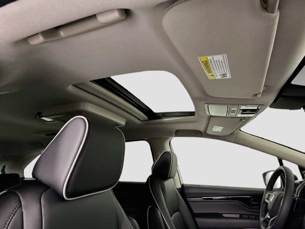 New 2026 Honda Odyssey Touring image 18