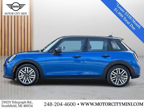 Certified 2025 MINI Cooper 4-Door Hardtop image 7