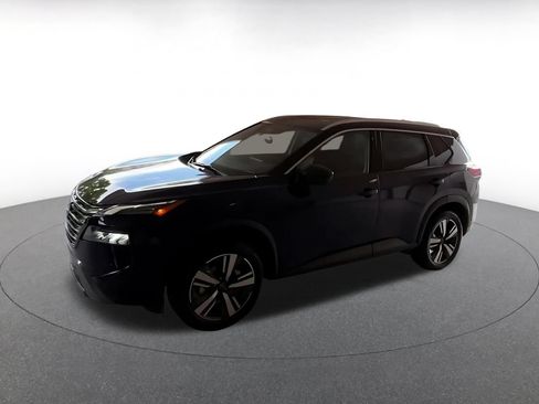 Used 2026 Nissan Rogue SL FWD image 7