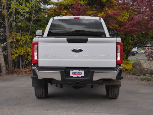 Certified 2024 Ford F350 XLT AWD/4WD image 21