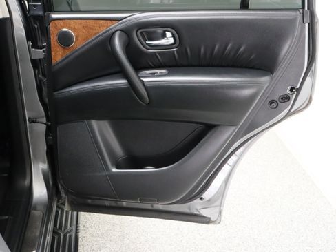 Used 2021 Nissan Armada SL w/ Captain's Chairs Package RWD image 39