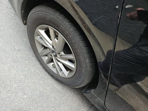 Certified 2019 Kia Optima LX image 6