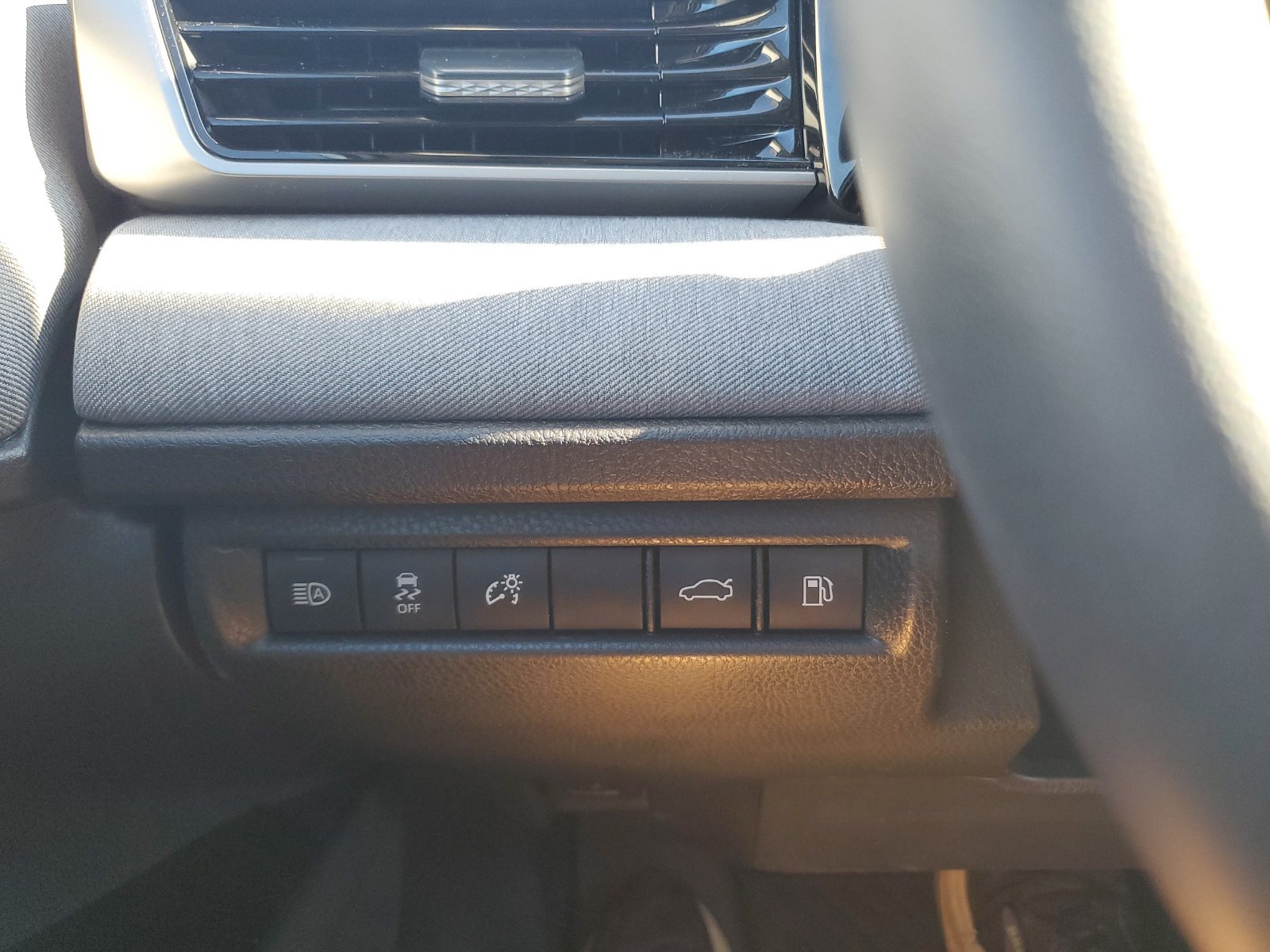 Certified 2025 Toyota Camry LE w/ Convenience Package FWD image 22