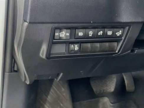 Used 2024 Toyota Tundra SR5 w/ SR5 Convenience Package AWD/4WD image 11