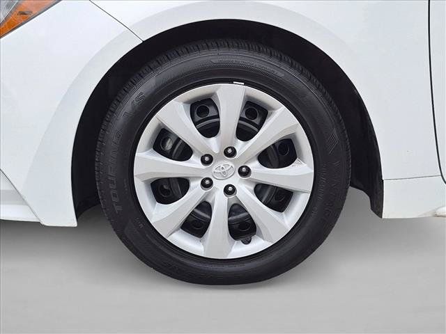 Used 2024 Toyota Corolla LE FWD image 23