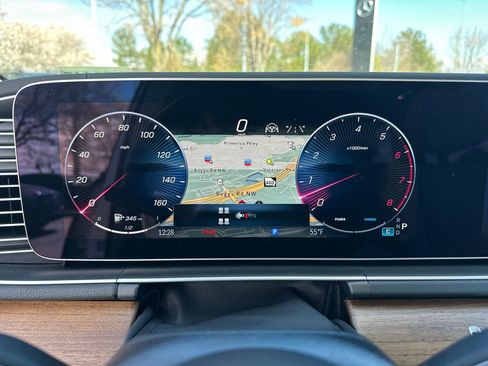 New 2026 Mercedes-Benz GLS 450 4MATIC image 29