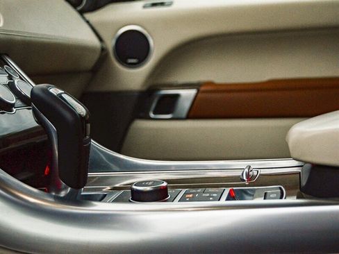 Used 2016 Land Rover Range Rover Sport Autobiography image 23