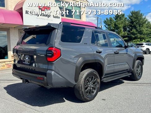 Used 2025 Toyota 4Runner SR5 AWD/4WD image 7