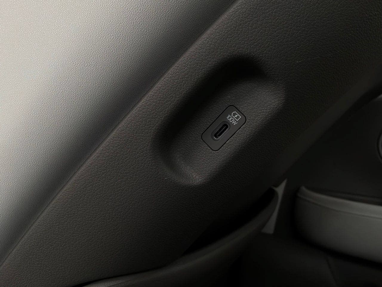 Used 2026 Hyundai Palisade SEL FWD image 19