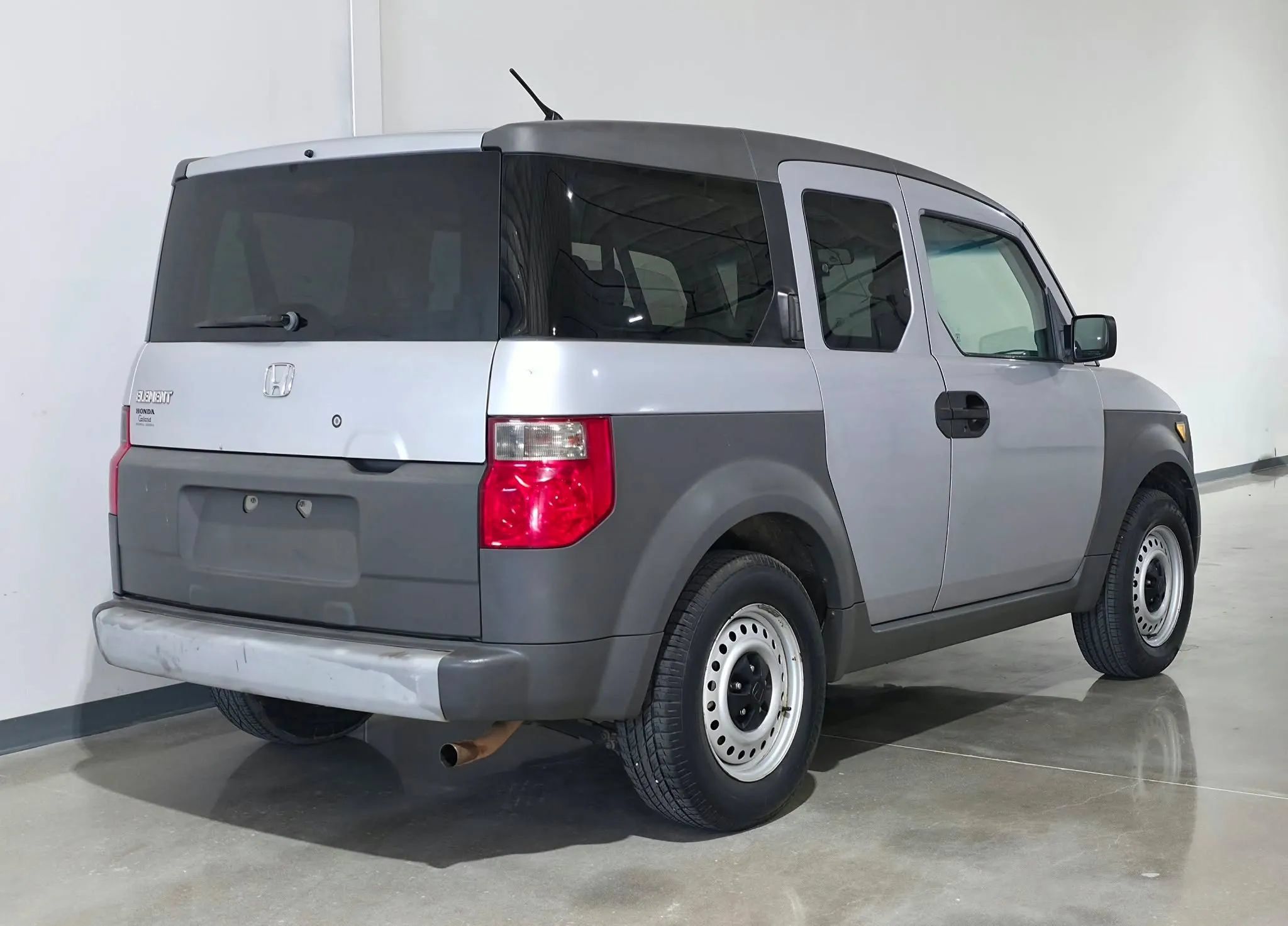 Used 2003 Honda Element DX image 3