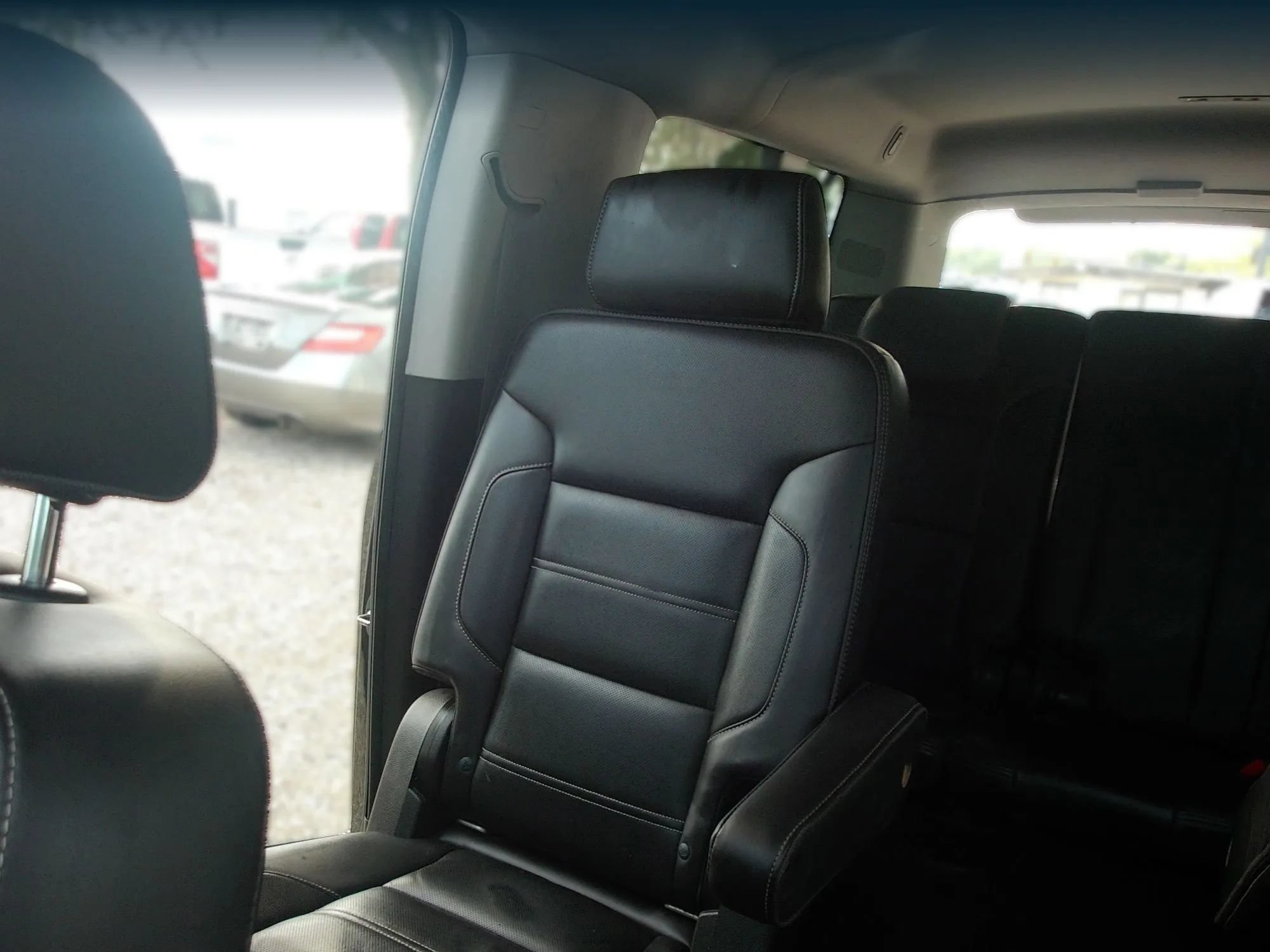 Used 2015 GMC Yukon XL Denali w/ Open Road Package RWD image 23