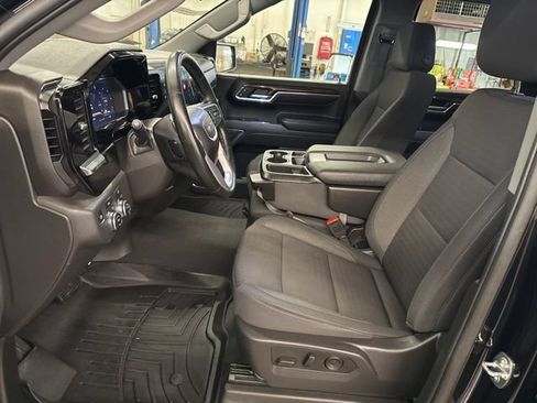 Used 2024 GMC Sierra 1500 Elevation AWD/4WD image 11