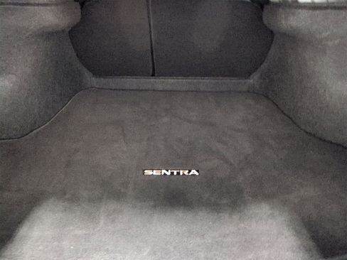 Used 2025 Nissan Sentra SV image 32