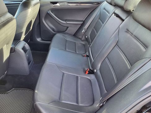 Used 2018 Volkswagen Jetta Sport image 21