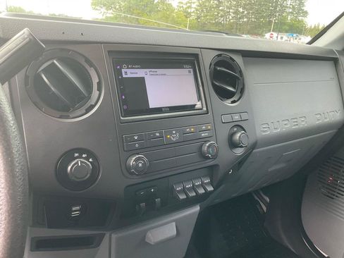 Used 2014 Ford F350 XL w/ Power Equipment Group AWD/4WD image 18