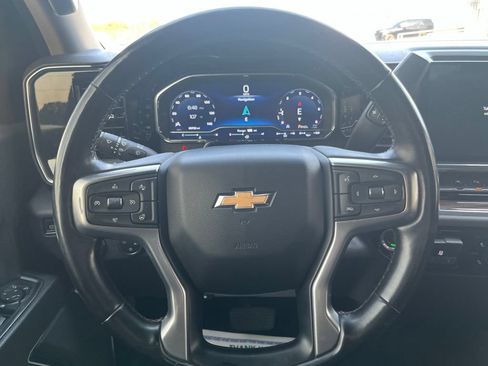 Used 2023 Chevrolet Silverado 1500 LT w/ Convenience Package II RWD image 8
