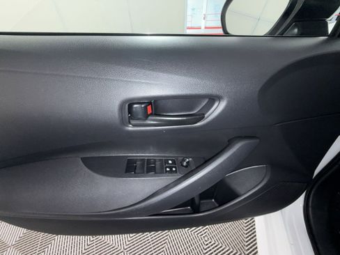 Used 2023 Toyota Corolla LE FWD image 15
