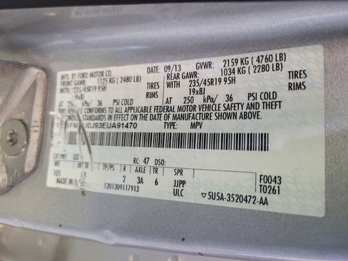 Used 2014 Ford Escape Titanium w/ Equipment Group 401A FWD image 33