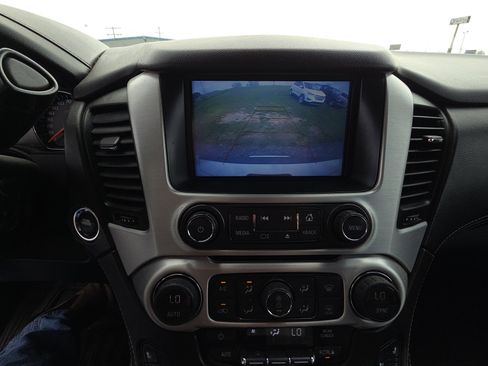 Used 2019 GMC Yukon SLT AWD/4WD image 11