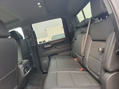 Used 2024 GMC Sierra 2500 Denali w/ Technology Package AWD/4WD image 32
