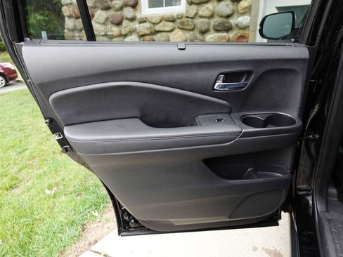 Used 2022 Honda Pilot Special Edition image 24