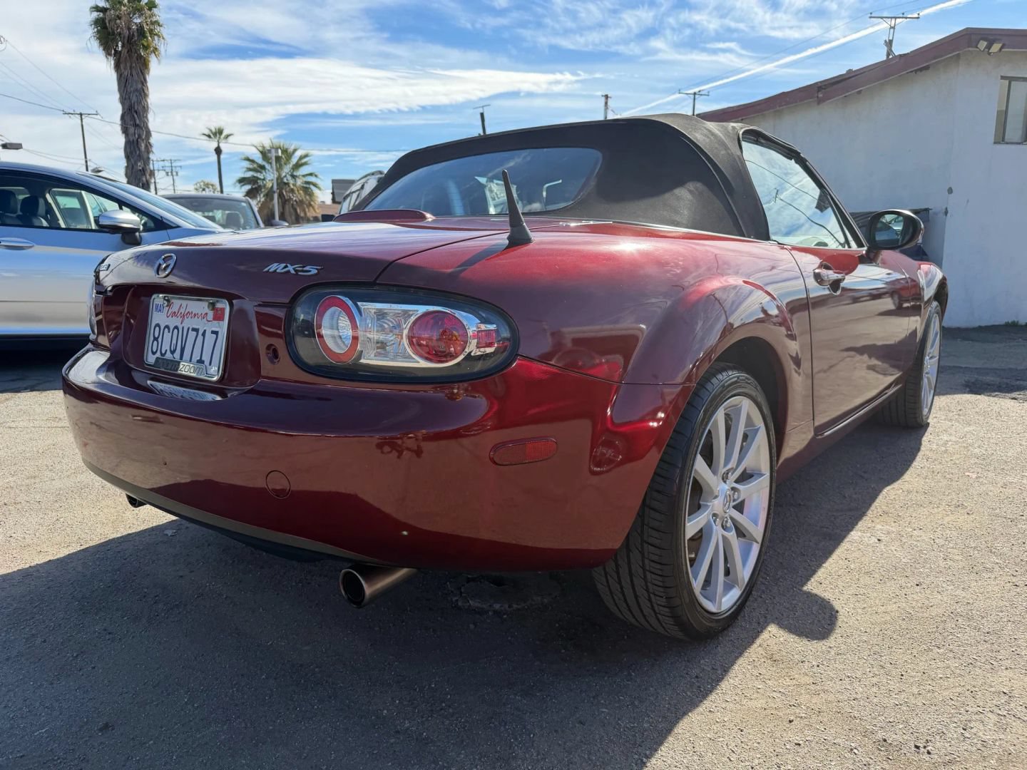 Used 2006 MAZDA MX-5 Miata Grand Touring RWD image 6