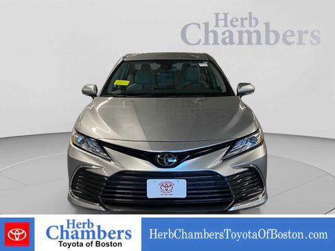 Used 2024 Toyota Camry XLE w/ Cold Weather Package AWD/4WD image 2