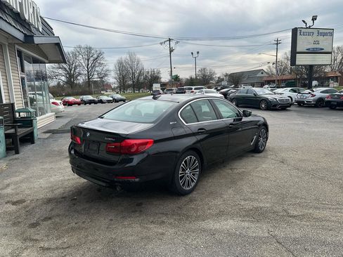 Used 2019 BMW 530e w/ Convenience Package RWD image 4