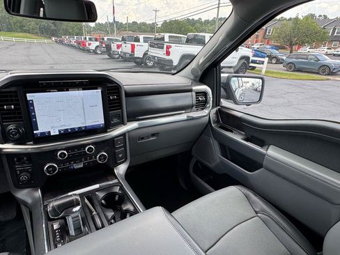 Used 2021 Ford F150 Lariat w/ Equipment Group 502A High AWD/4WD image 24