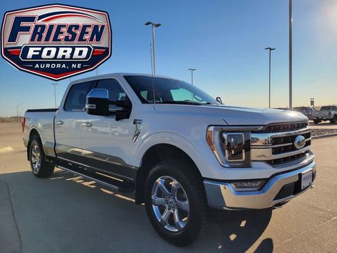 Used 2021 Ford F150 Lariat w/ Equipment Group 502A High AWD/4WD image 3