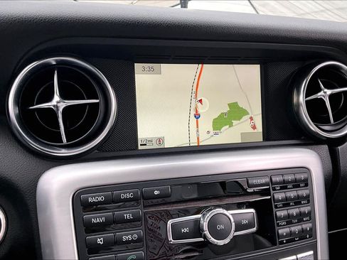 Used 2014 Mercedes-Benz SLK 350 image 33