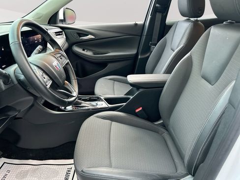Used 2024 Buick Encore GX Preferred FWD image 22