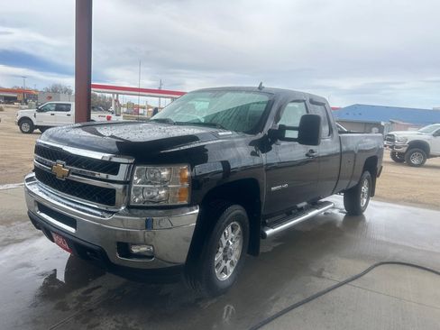 Used 2011 Chevrolet Silverado 3500 LTZ image 2